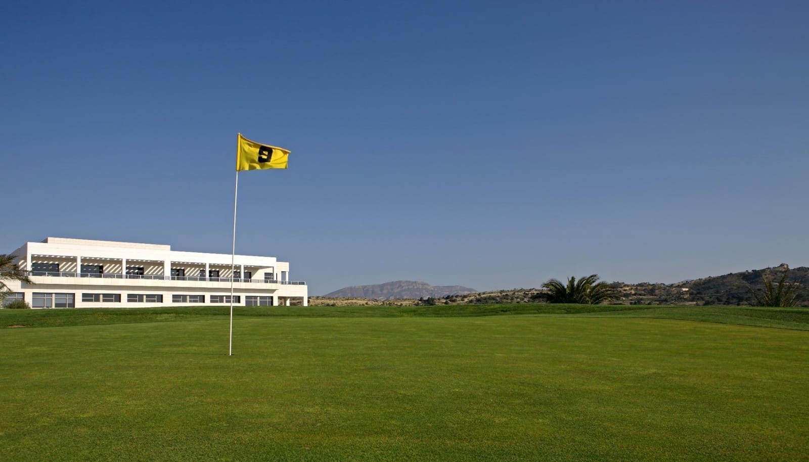 3 makuuhuone Huoneisto myytävänä paikassa Monforte del Cid mukana uima-altaan 
autotalli - 240 000 € (Ref: 9064634)