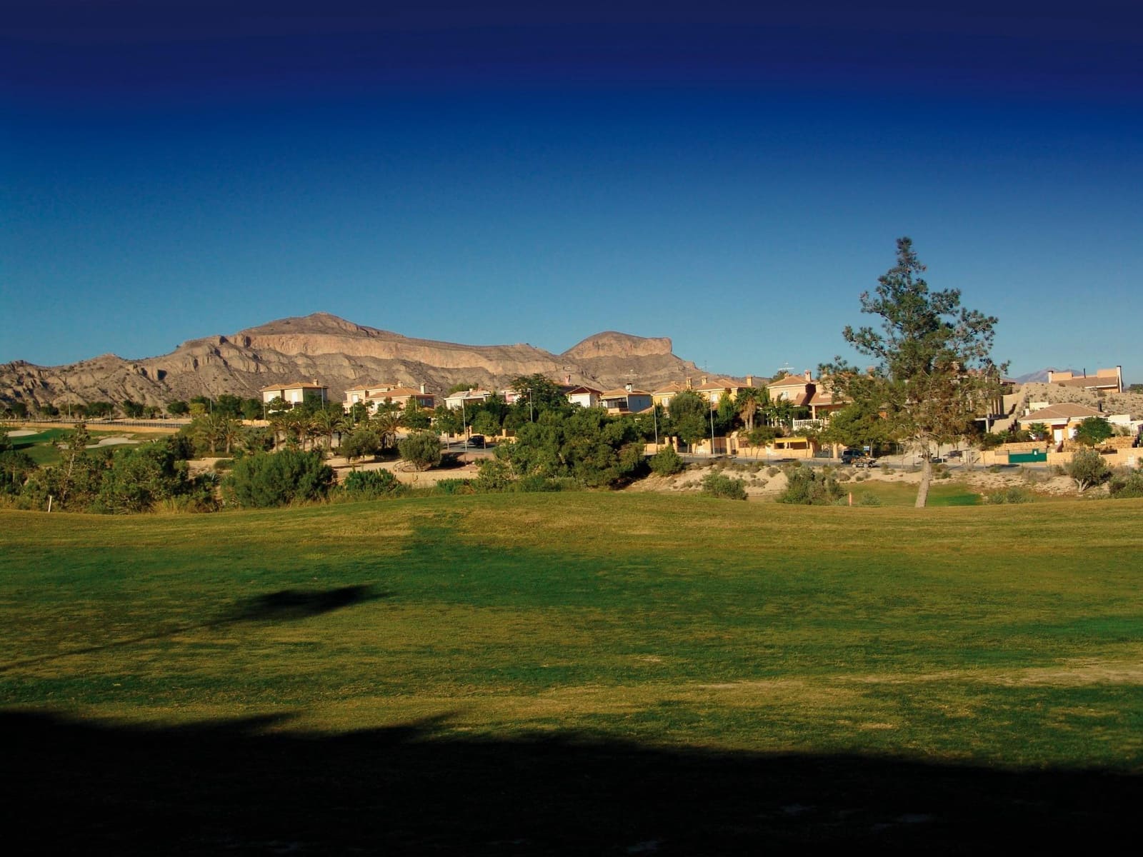 2 makuuhuone Huoneisto myytävänä paikassa Monforte del Cid mukana uima-altaan 
autotalli - 220 000 € (Ref: 9064634)