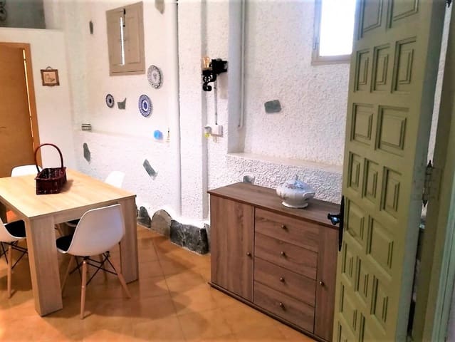 4 bedroom Townhouse for sale in Santa Pola with garage - € 220,000 (Ref: 9064636)