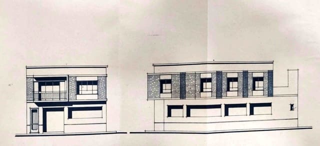 4 bedroom Townhouse for sale in Santa Pola with garage - € 220,000 (Ref: 9064636)