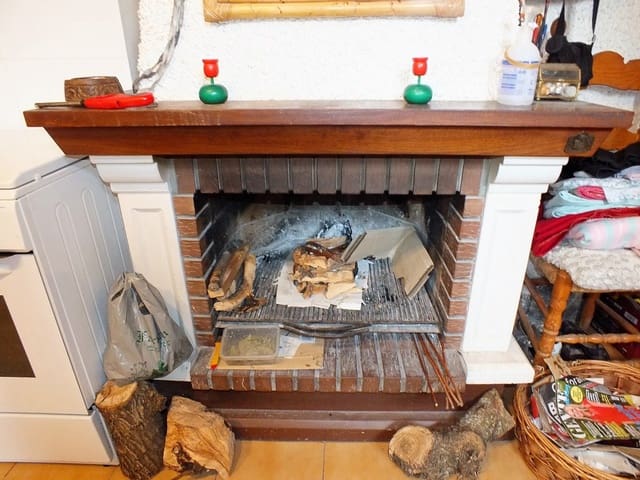 4 bedroom Townhouse for sale in Santa Pola with garage - € 220,000 (Ref: 9064636)