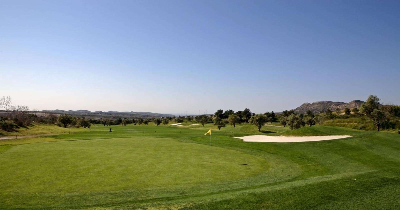 3 makuuhuone Huoneisto myytävänä paikassa Monforte del Cid mukana uima-altaan 
autotalli - 280 000 € (Ref: 9064640)