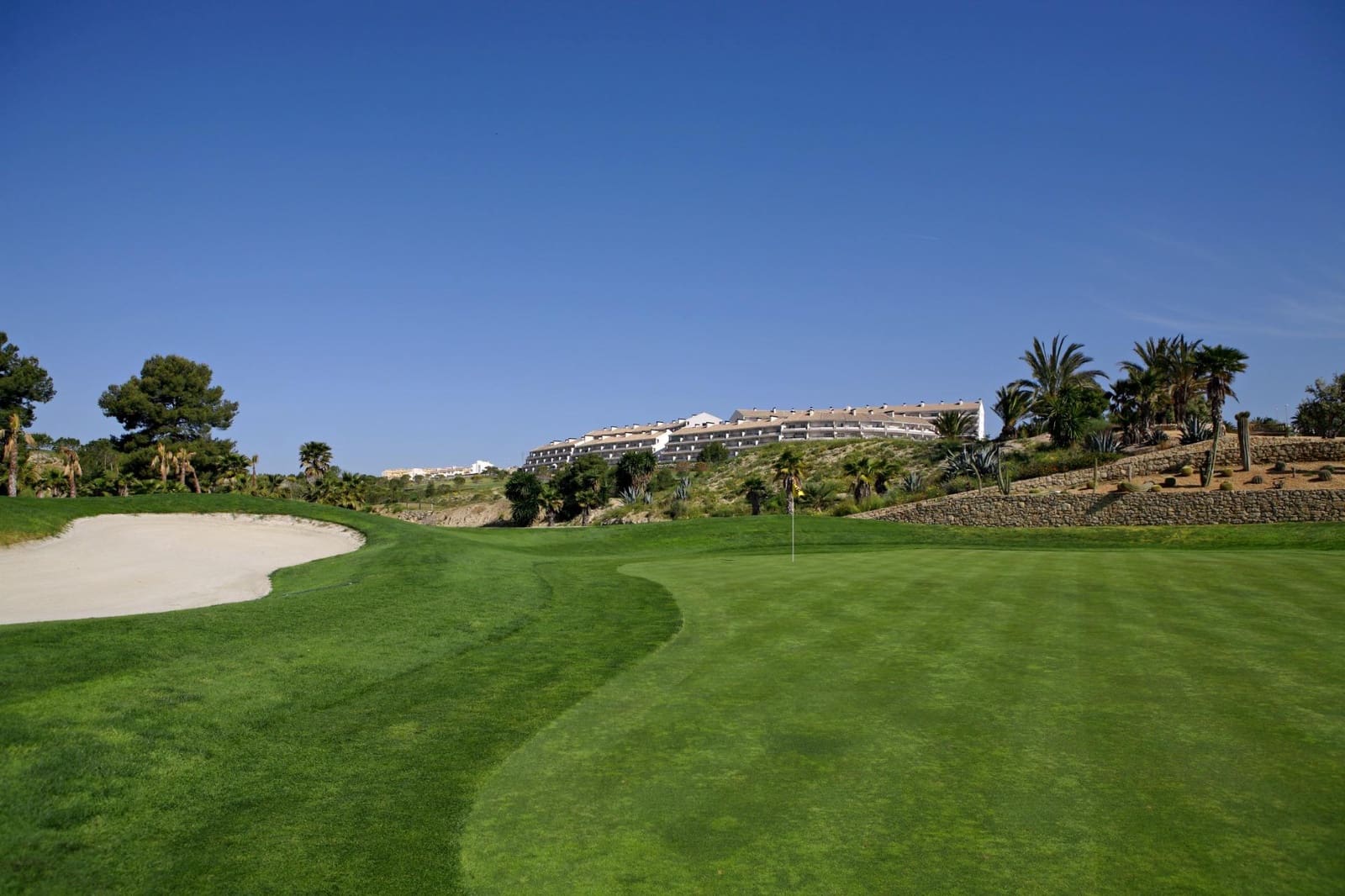 3 makuuhuone Huoneisto myytävänä paikassa Monforte del Cid mukana uima-altaan 
autotalli - 280 000 € (Ref: 9064640)