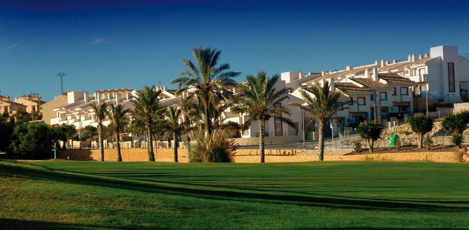 Apartamento de 3 habitaciones en Monforte del Cid en venta con piscina garaje - 269.000 € (Ref: 9064640)