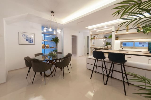 3 sypialnia Willa na sprzedaż w Centro, Los Alcázares z basenem garażem - 557 000 € (Ref: 9064641)