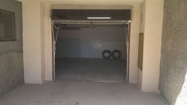 Garage for sale in Arenales del Sol, Elche / Elx - € 8,500 (Ref: 9064642)