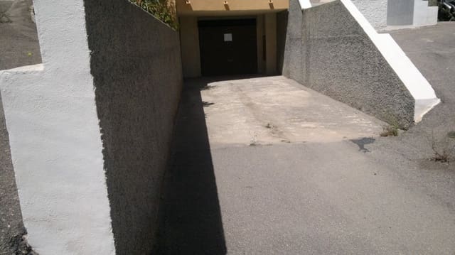 Garage for sale in Arenales del Sol, Elche / Elx - € 8,500 (Ref: 9064642)