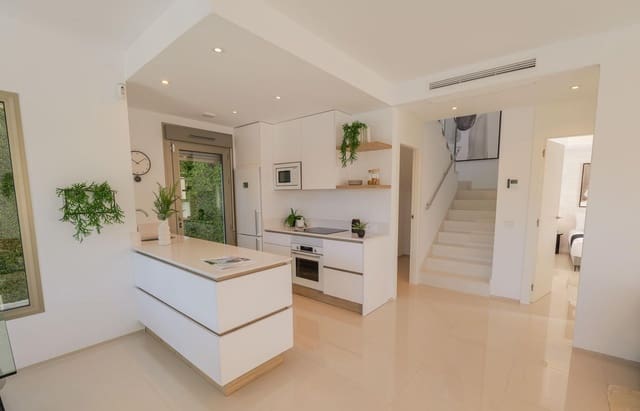 Chalet de 3 habitaciones en Centro, Los Alcázares en venta con piscina garaje - 479.951 € (Ref: 9064644)