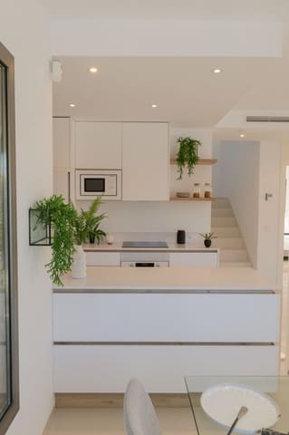 3 soverom Villa til salgs i Centro, Los Alcázares med svømmebasseng garasje - € 479 951 (Ref: 9064644)