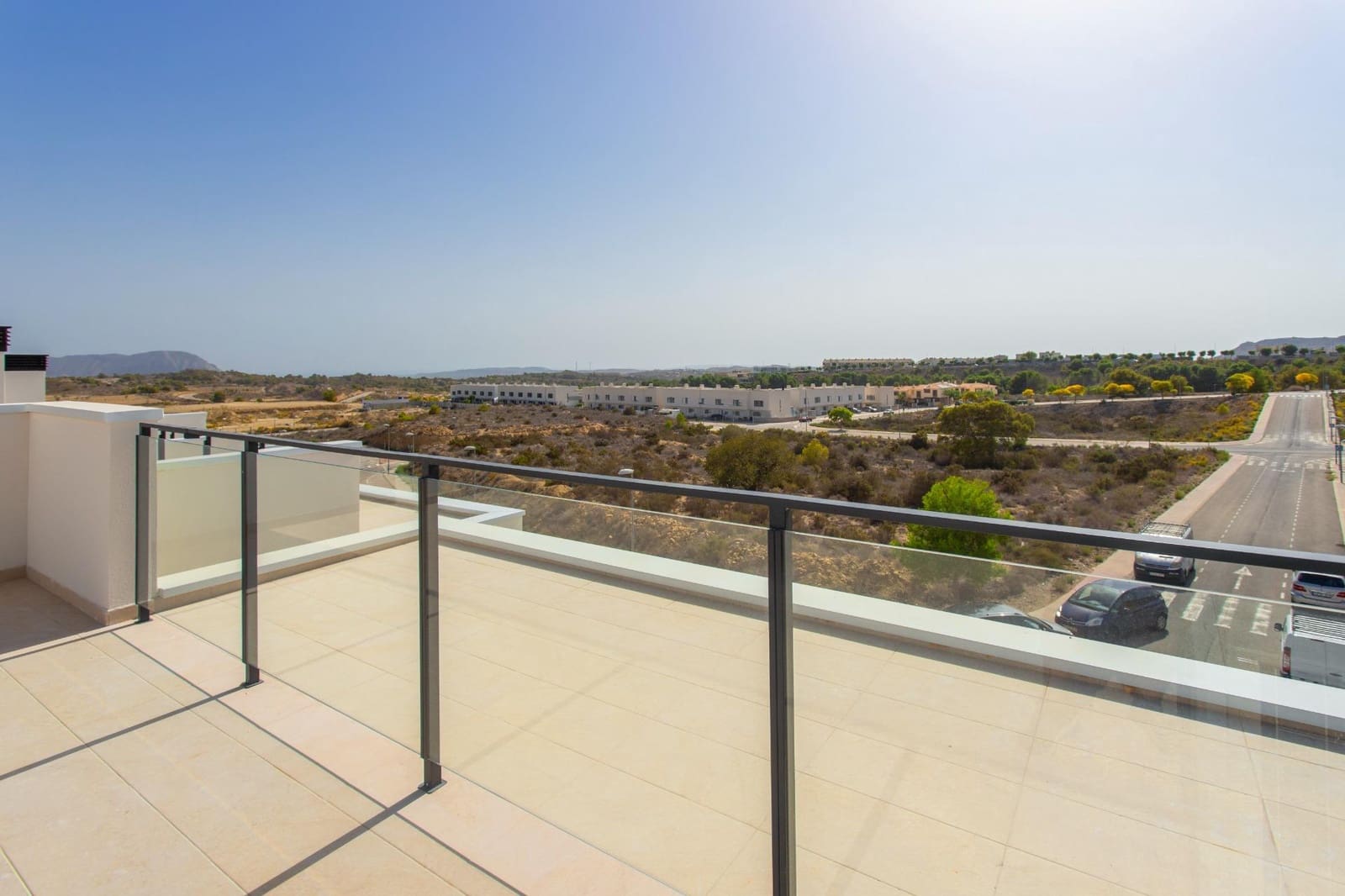 3 slaapkamer Bungalow te koop in Monforte del Cid met zwembad garage - € 365.000 (Ref: 9096060)