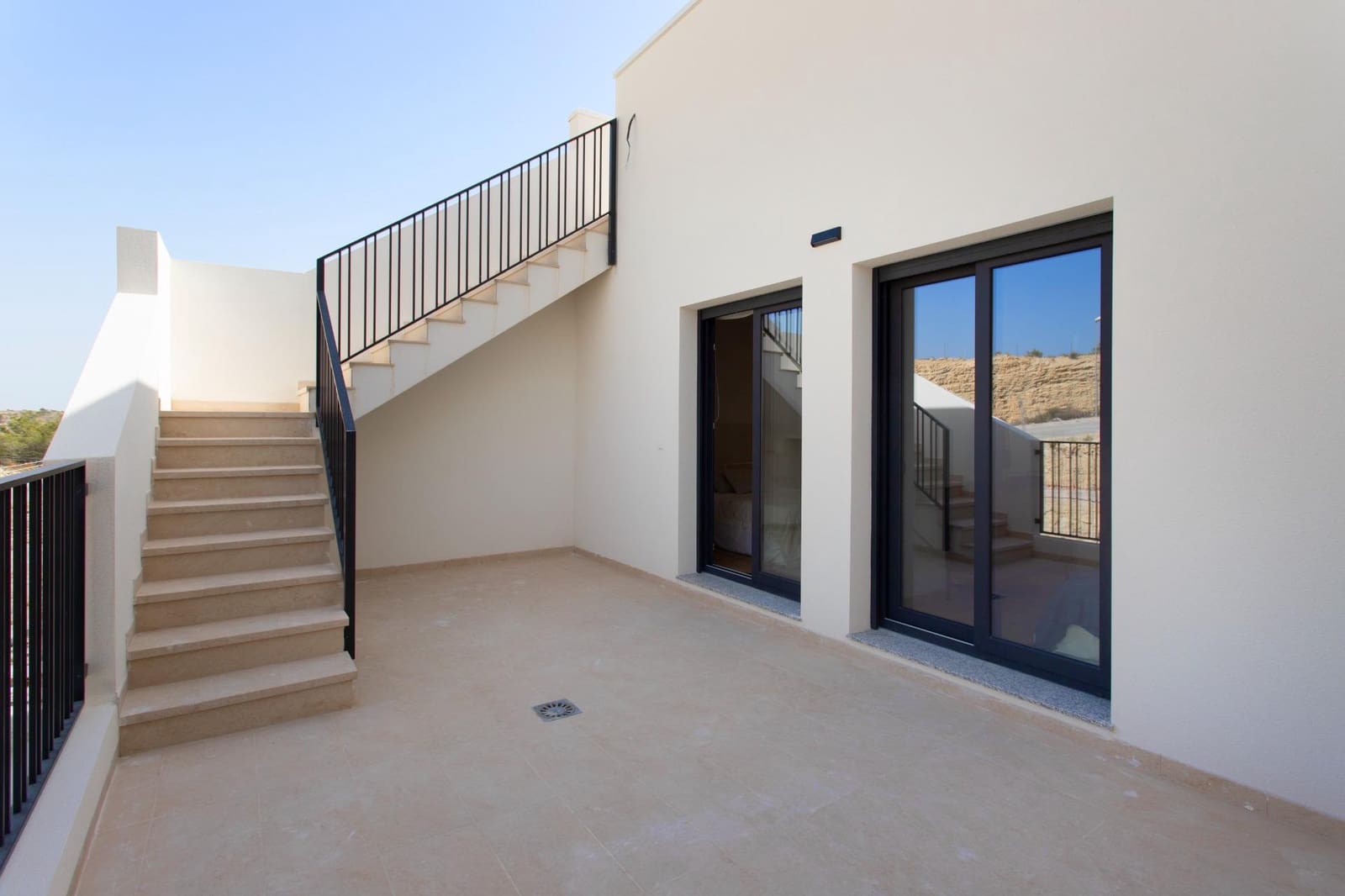 3 slaapkamer Bungalow te koop in Monforte del Cid met zwembad garage - € 365.000 (Ref: 9096060)