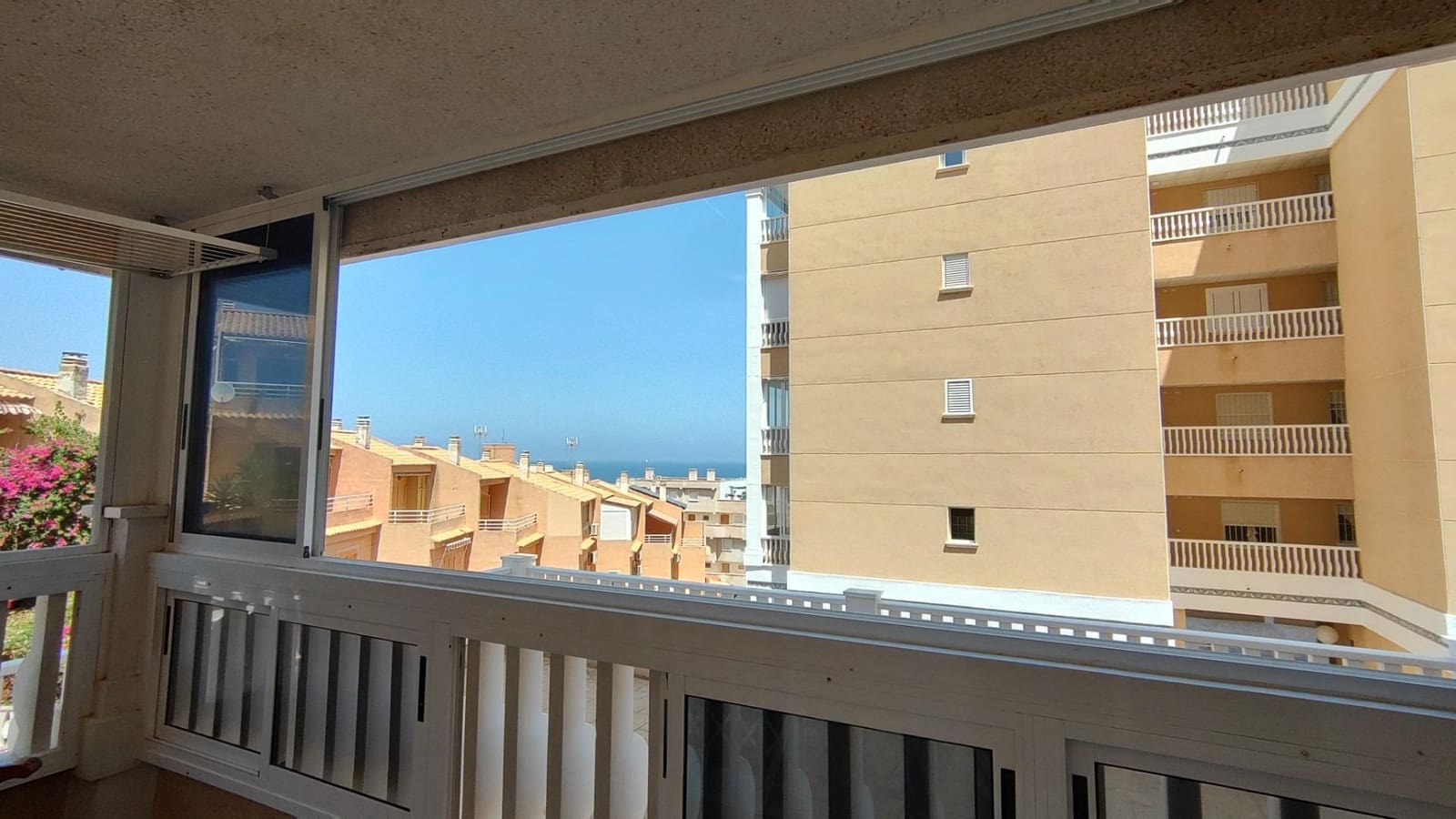 2 quarto Apartamento para venda em Arenales del Sol com piscina garagem - 199 750 € (Ref: 9141597)