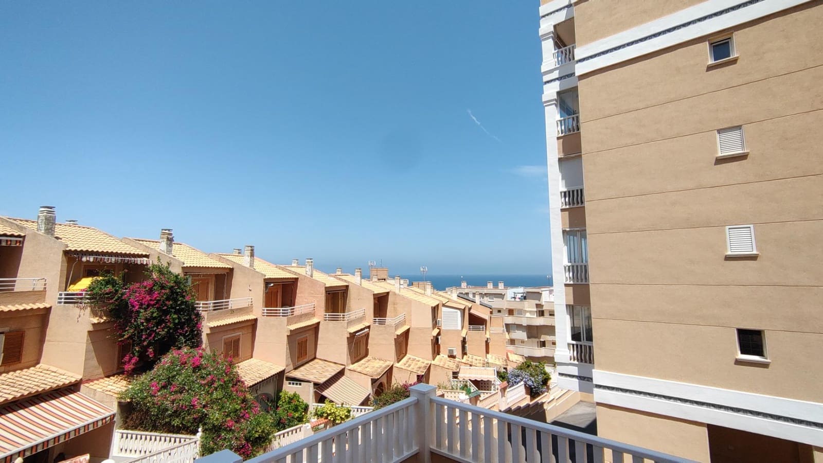 2 quarto Apartamento para venda em Arenales del Sol com piscina garagem - 199 750 € (Ref: 9141597)