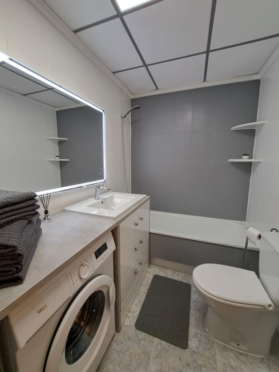 2 slaapkamer Appartement te koop in Arenales del Sol met zwembad garage - € 227.000 (Ref: 9180962)