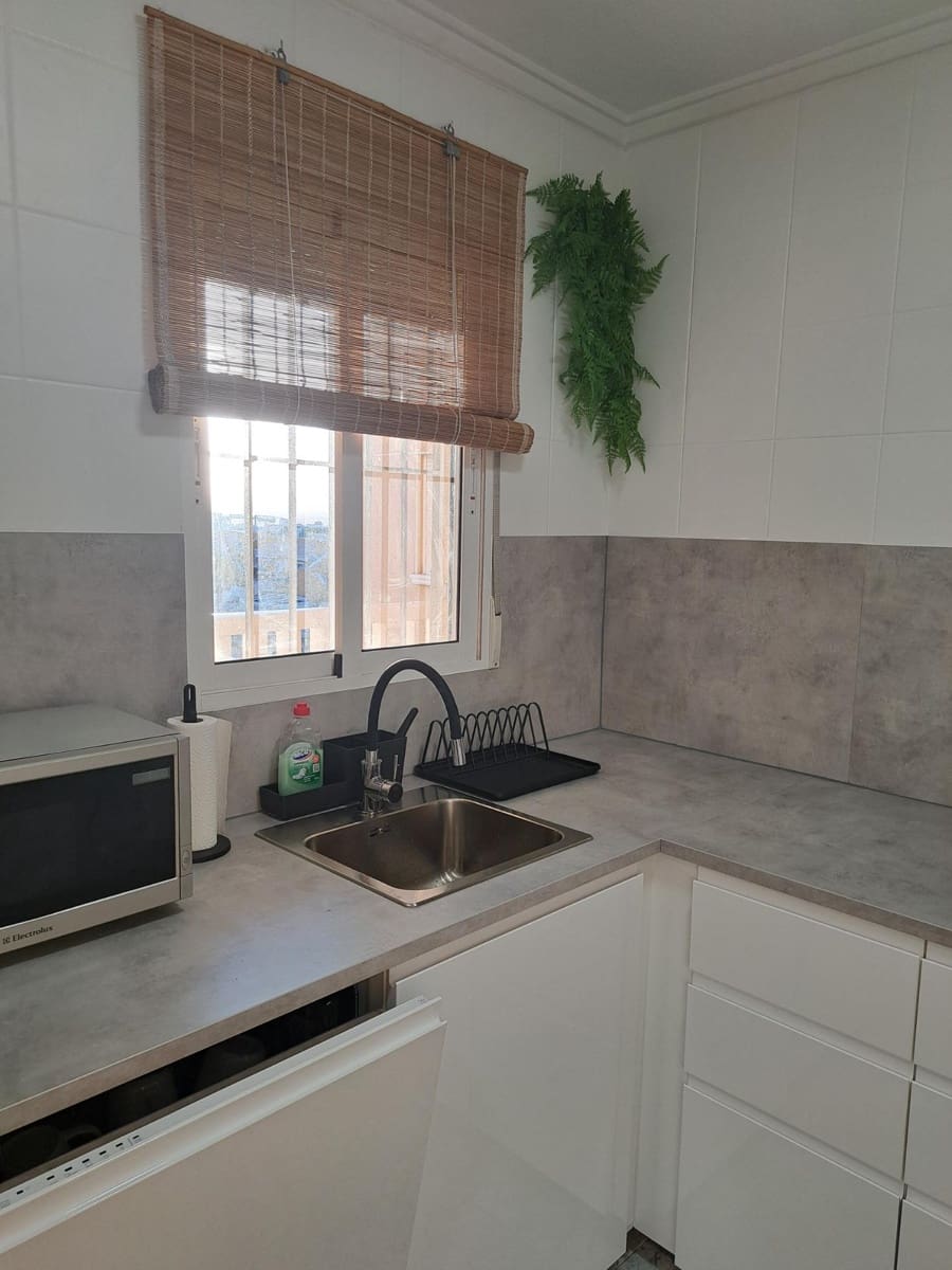 2 slaapkamer Appartement te koop in Arenales del Sol met zwembad garage - € 227.000 (Ref: 9180962)
