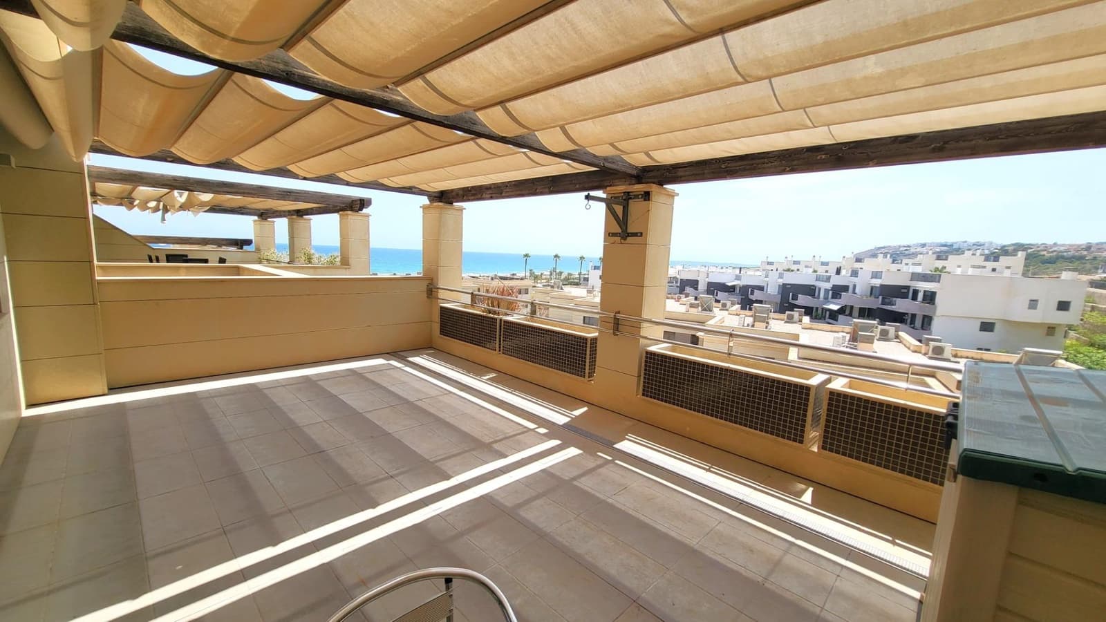 2 quarto Apartamento para venda em Arenales del Sol com piscina garagem - 395 000 € (Ref: 9197734)