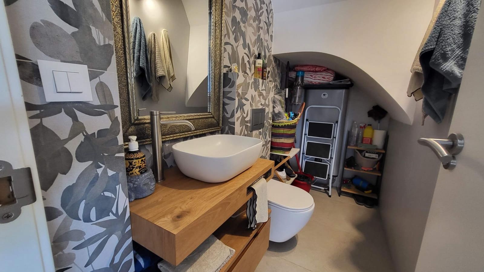 2 soveværelse Lejlighed til salg i Arenales del Sol med swimmingpool - € 340.000 (Ref: 9282225)