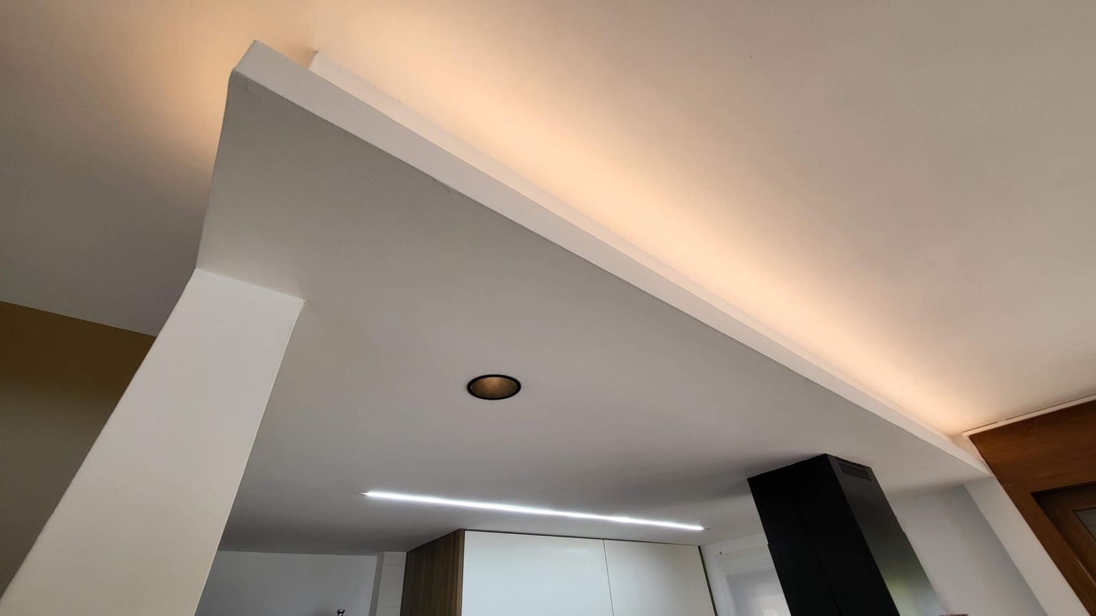 2 soveværelse Lejlighed til salg i Arenales del Sol med swimmingpool - € 340.000 (Ref: 9282225)