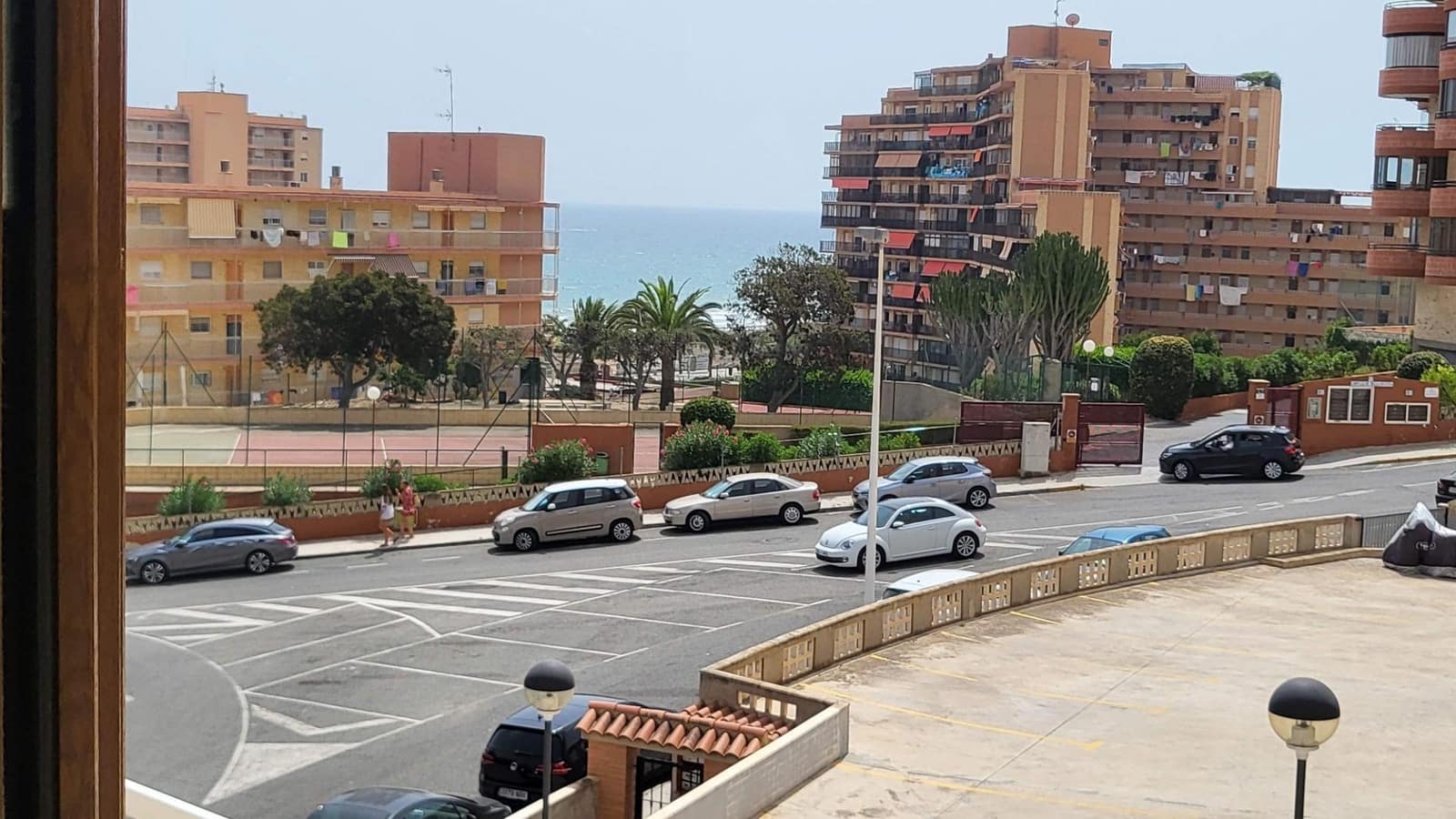 2 soveværelse Lejlighed til salg i Arenales del Sol med swimmingpool - € 340.000 (Ref: 9282225)