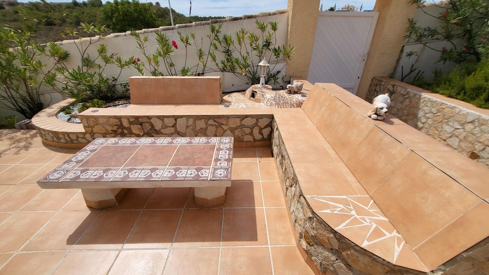 3 makuuhuone Huvila myytävänä paikassa Gran Alacant mukana uima-altaan 
autotalli - 525 000 € (Ref: 9376714)