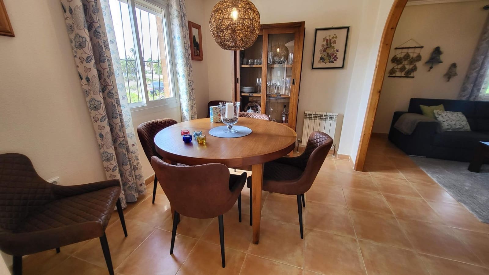 3 makuuhuone Huvila myytävänä paikassa Gran Alacant mukana uima-altaan 
autotalli - 525 000 € (Ref: 9376714)