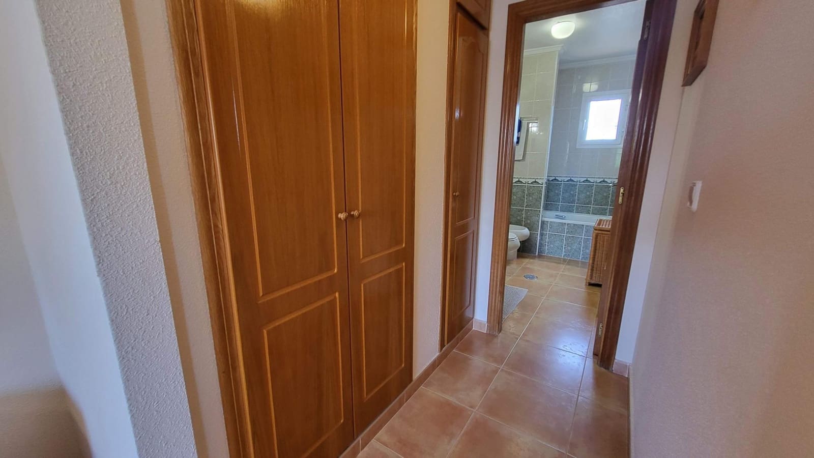 3 makuuhuone Huvila myytävänä paikassa Gran Alacant mukana uima-altaan 
autotalli - 525 000 € (Ref: 9376714)