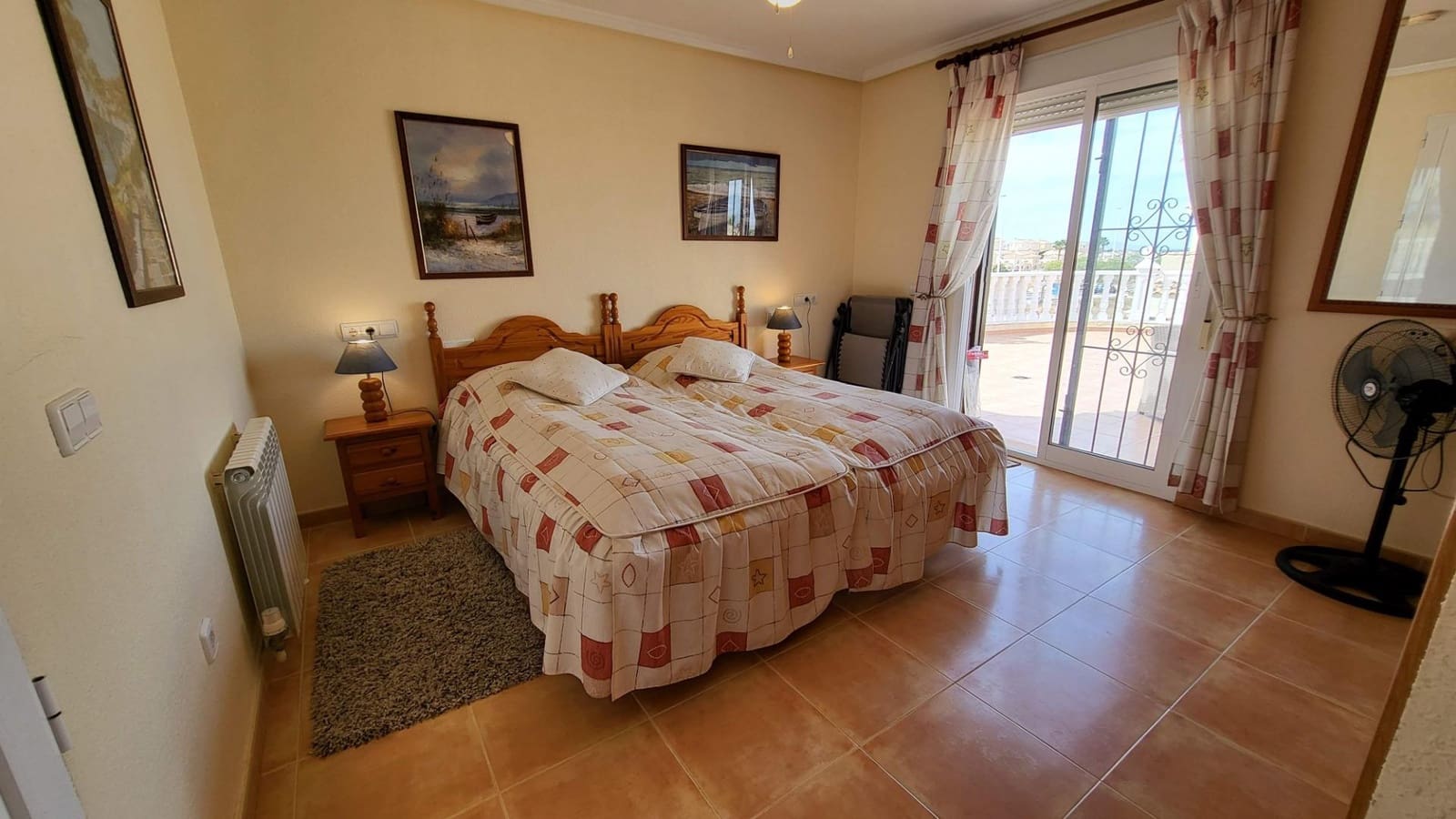 3 makuuhuone Huvila myytävänä paikassa Gran Alacant mukana uima-altaan 
autotalli - 525 000 € (Ref: 9376714)