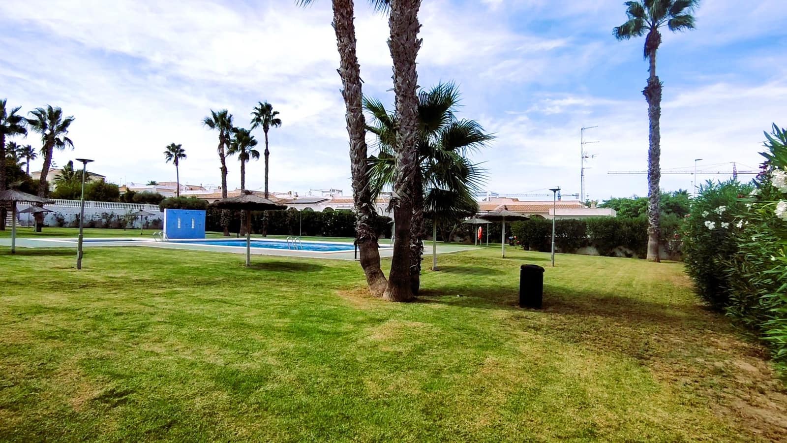 3 makuuhuone Huvila myytävänä paikassa Gran Alacant mukana uima-altaan 
autotalli - 525 000 € (Ref: 9376714)