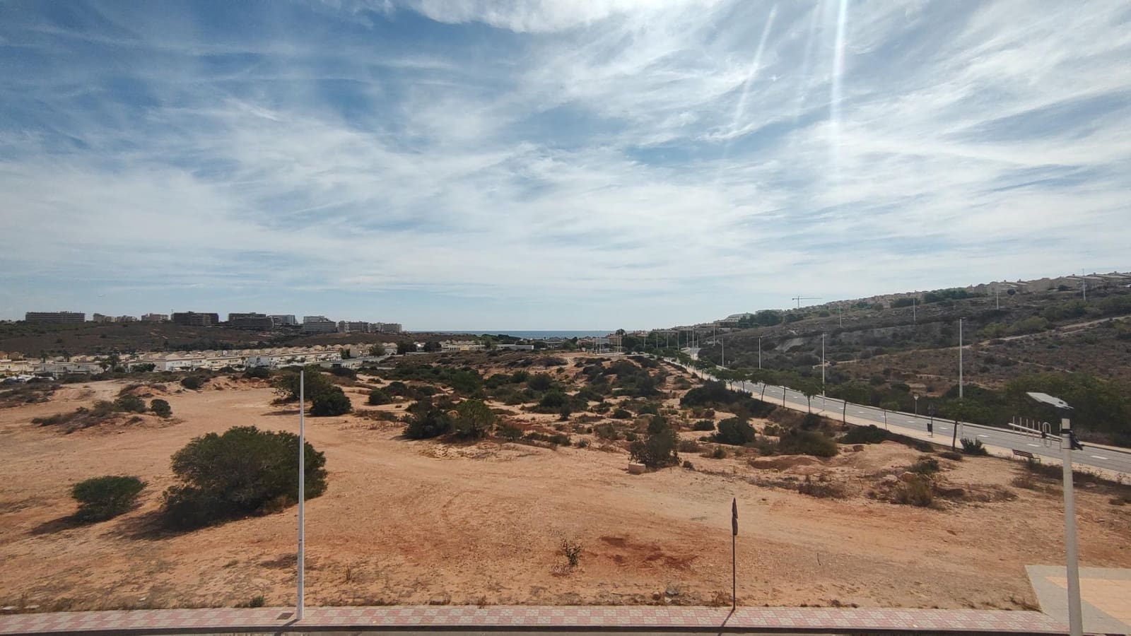 3 makuuhuone Huvila myytävänä paikassa Gran Alacant mukana uima-altaan 
autotalli - 525 000 € (Ref: 9376714)