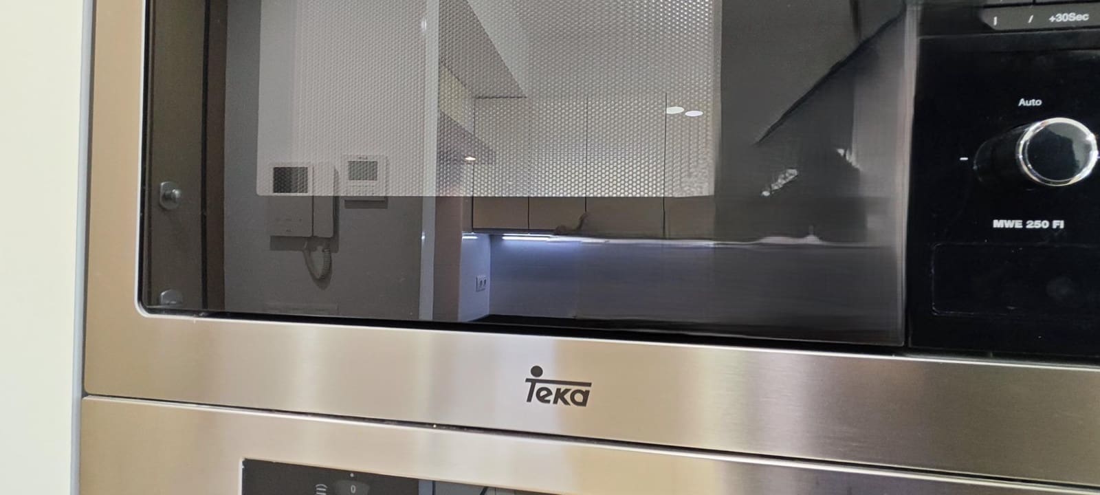 2 chambre Appartement à vendre à Playa de San Juan avec piscine - 410 000 € (Ref: 9730260)