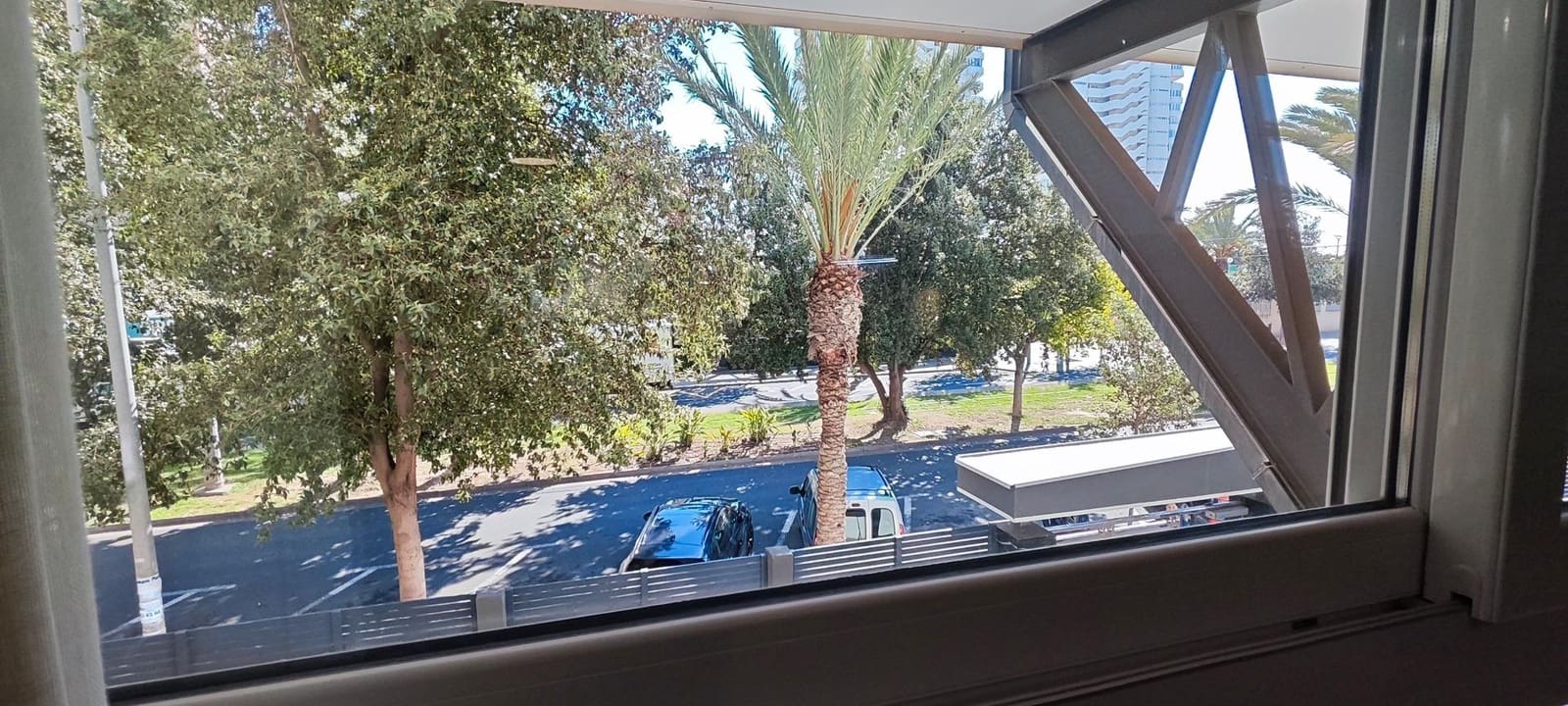 2 chambre Appartement à vendre à Playa de San Juan avec piscine - 410 000 € (Ref: 9730260)