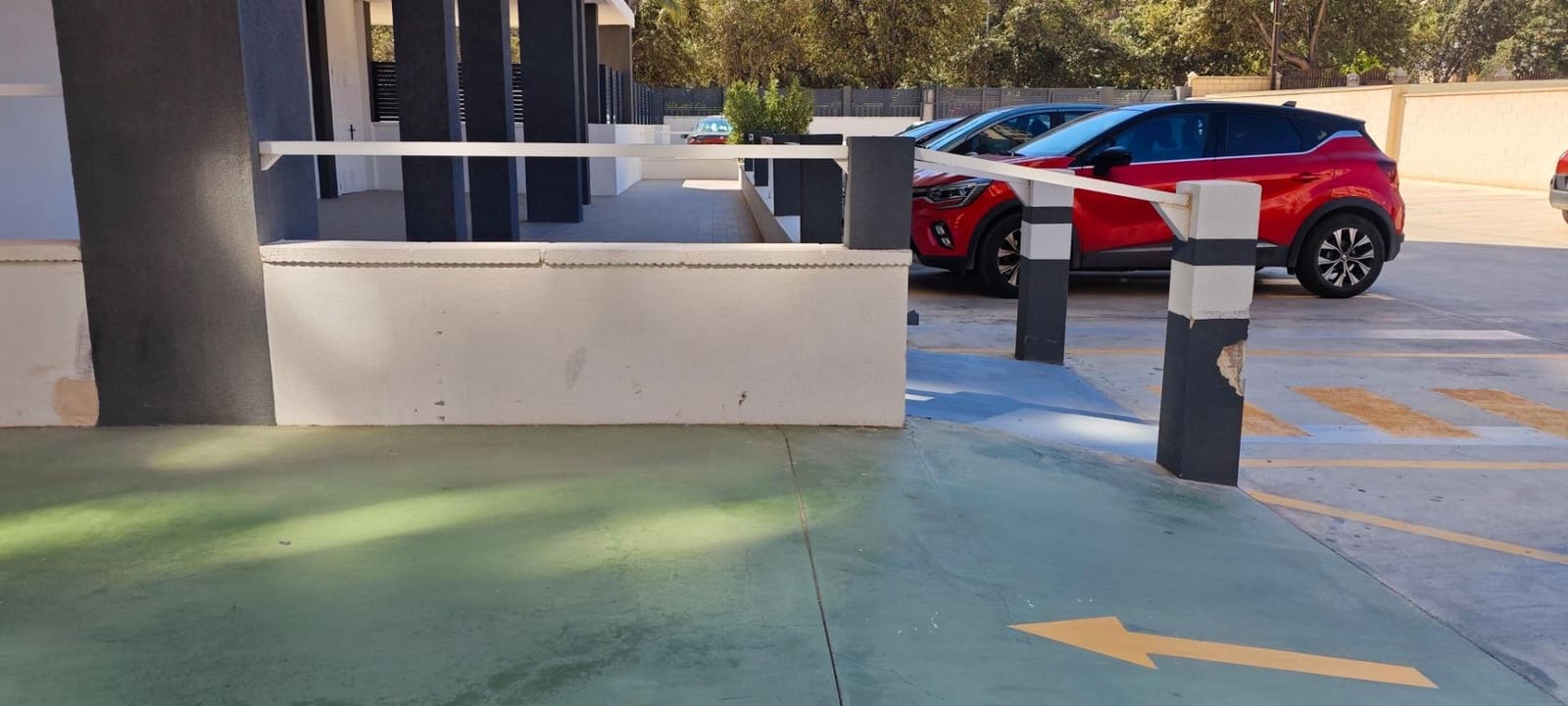 2 chambre Appartement à vendre à Playa de San Juan avec piscine - 410 000 € (Ref: 9730260)