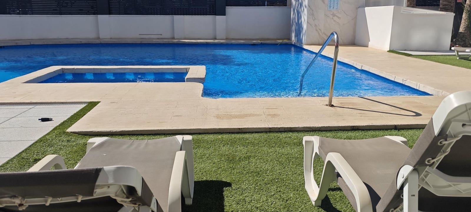 2 bedroom Apartment for sale in Playa de San Juan with pool - € 349,750 (Ref: 9730260)