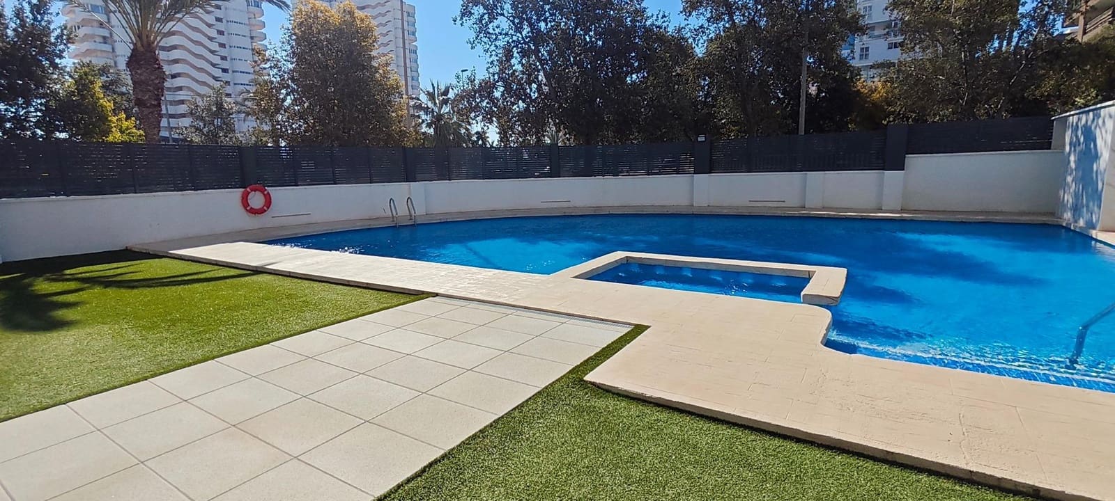 2 bedroom Apartment for sale in Playa de San Juan with pool - € 349,750 (Ref: 9730260)