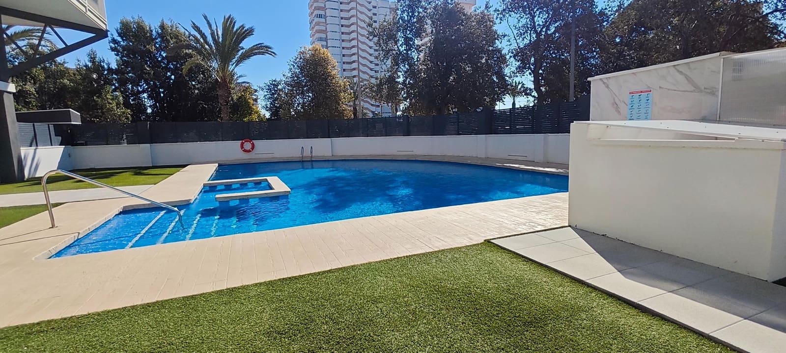 2 bedroom Apartment for sale in Playa de San Juan with pool - € 349,750 (Ref: 9730260)