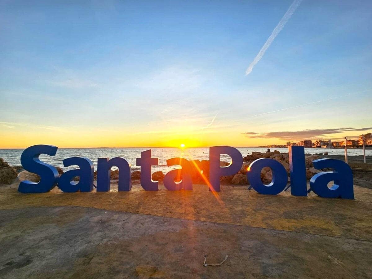 3 bedroom Flat for sale in Santa Pola - € 209,750 (Ref: 9735601)