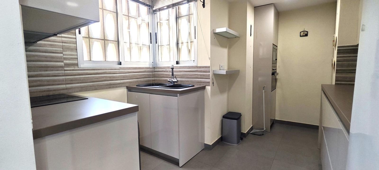 3 sovrum Lägenhet till salu i Arenales del Sol med pool garage - 335 500 € (Ref: 9752047)