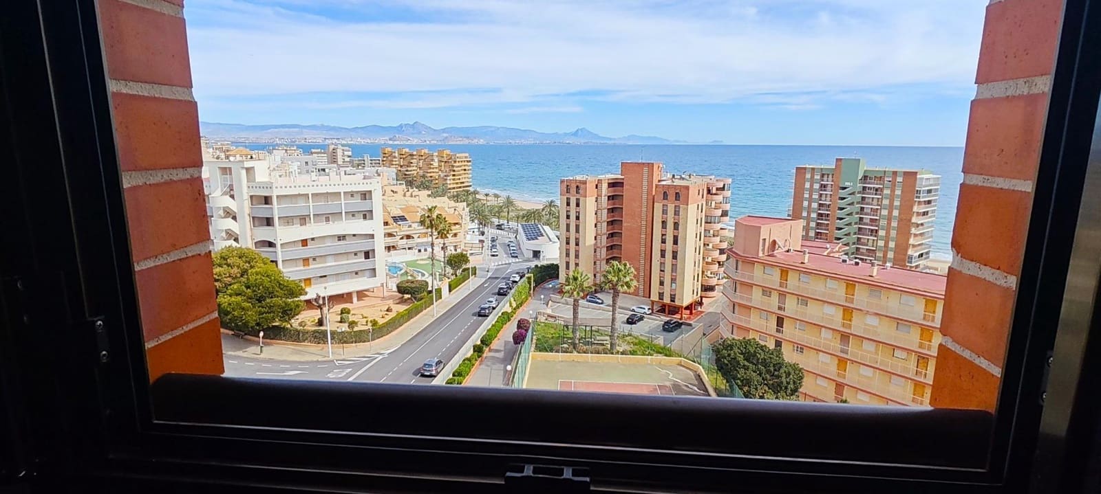 3 sovrum Lägenhet till salu i Arenales del Sol med pool garage - 335 500 € (Ref: 9752047)