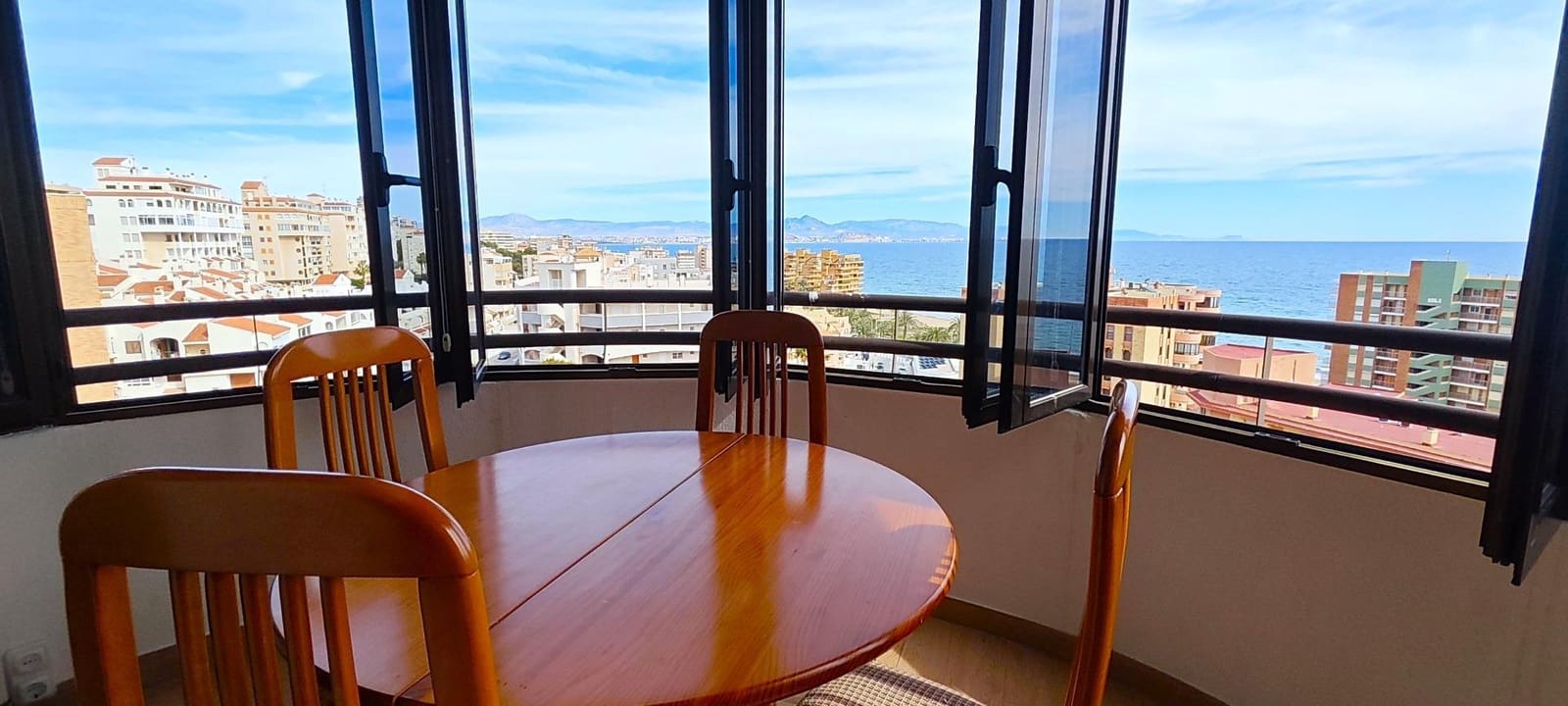 3 sovrum Lägenhet till salu i Arenales del Sol med pool garage - 335 500 € (Ref: 9752047)