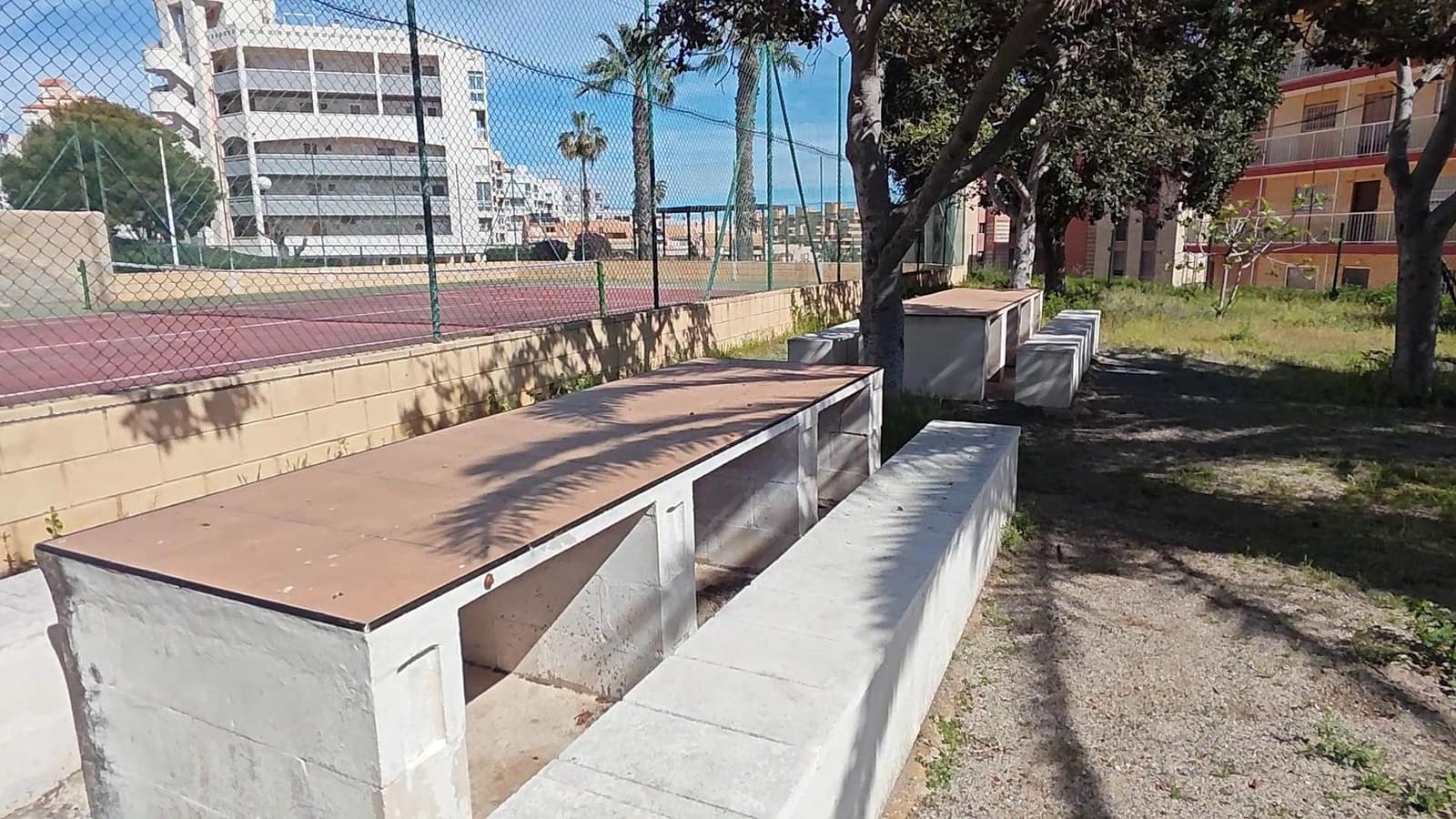 3 sovrum Lägenhet till salu i Arenales del Sol med pool garage - 335 500 € (Ref: 9752047)