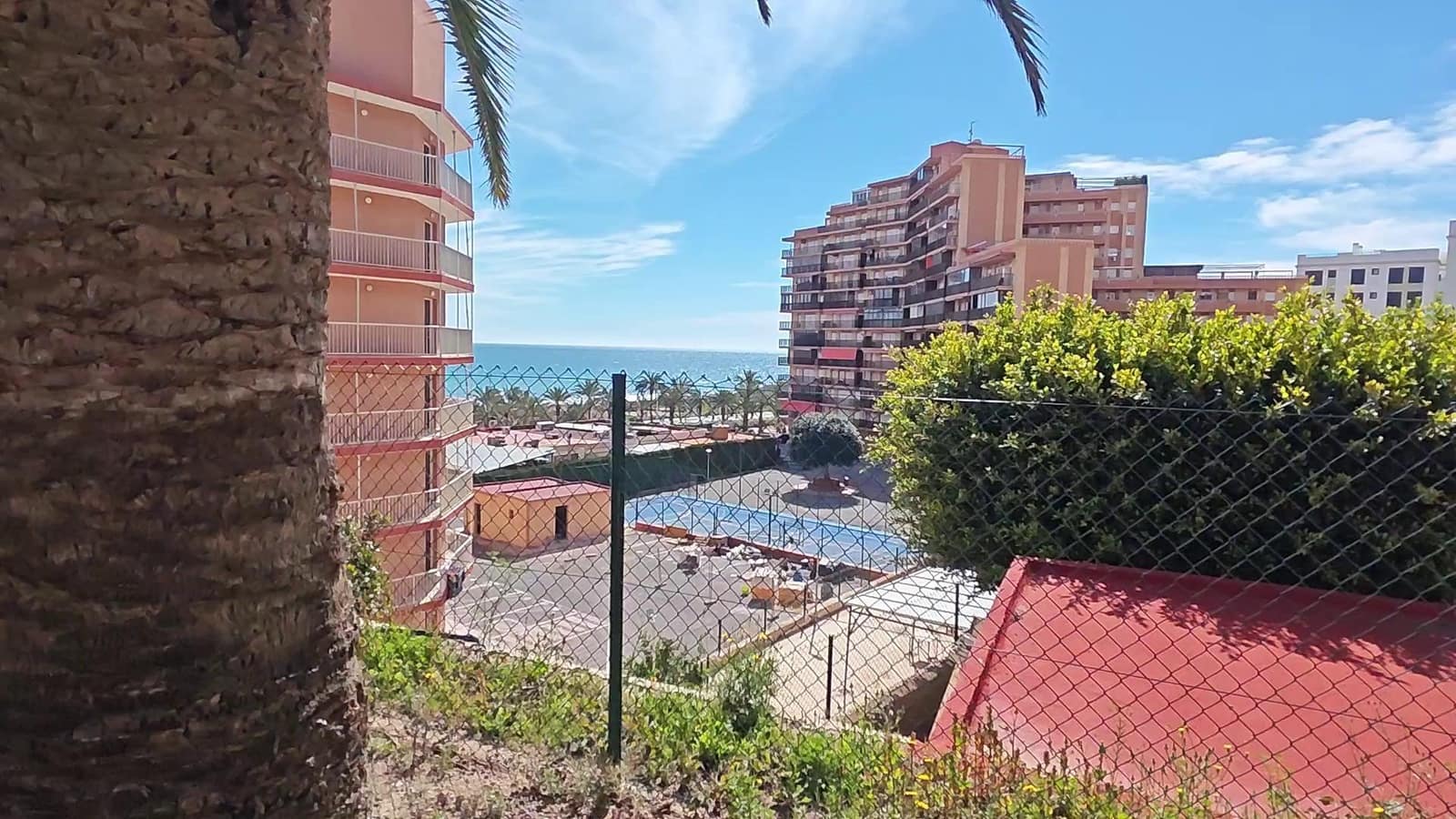 3 sovrum Lägenhet till salu i Arenales del Sol med pool garage - 335 500 € (Ref: 9752047)