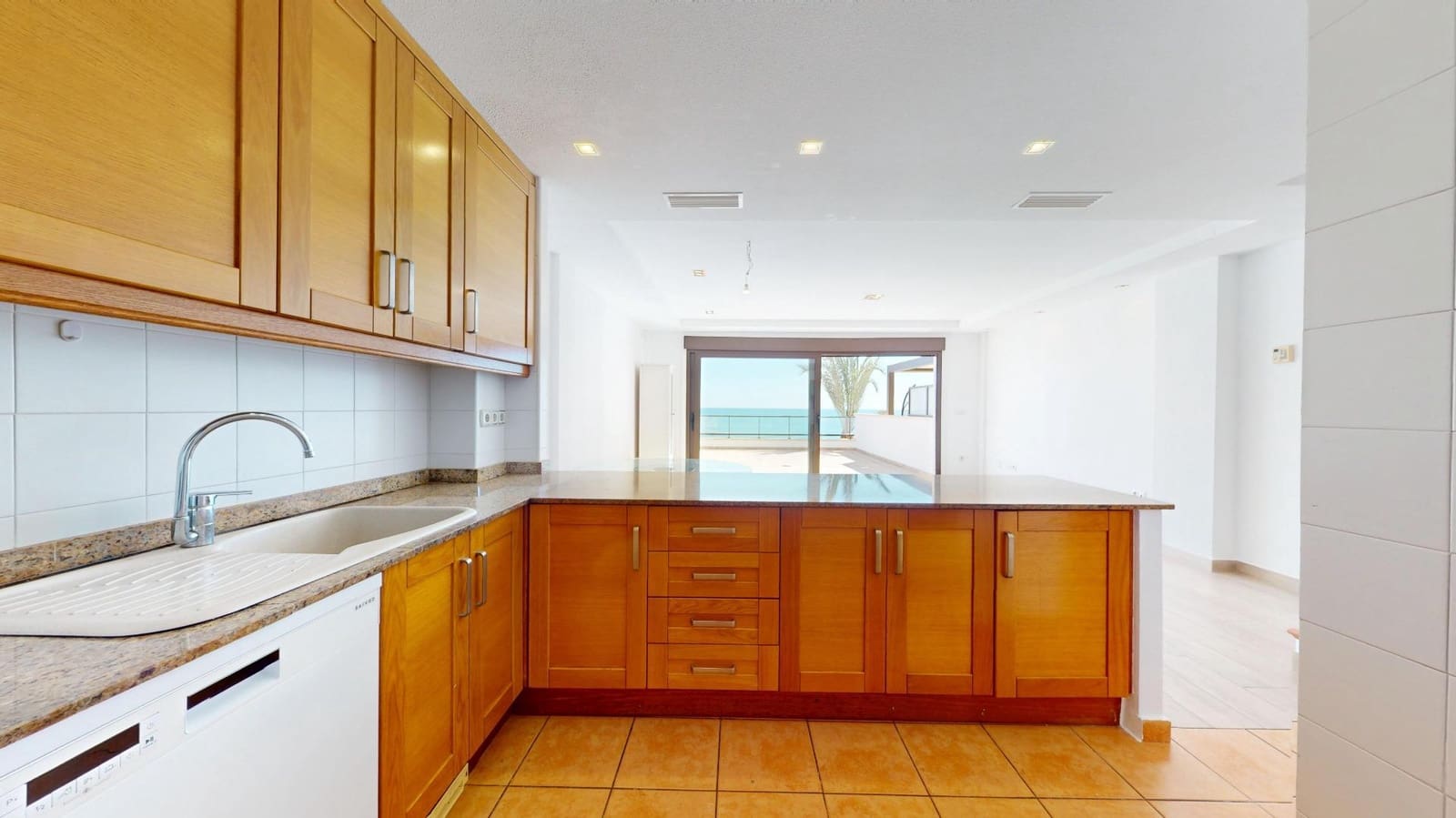 Apartamento de 3 habitaciones en Arenales del Sol en venta con piscina garaje - 525.000 € (Ref: 9836249)
