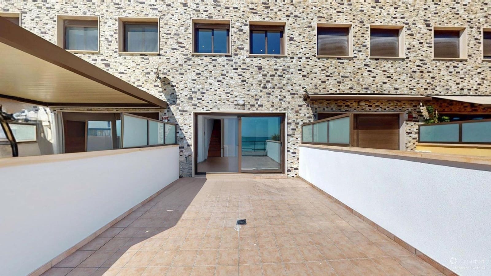 Apartamento de 3 habitaciones en Arenales del Sol en venta con piscina garaje - 525.000 € (Ref: 9836249)