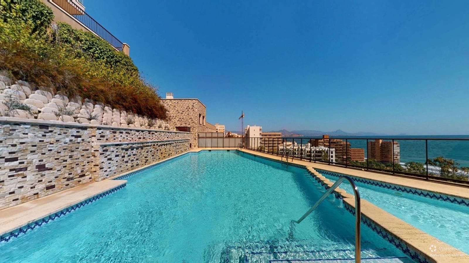 Apartamento de 3 habitaciones en Arenales del Sol en venta con piscina garaje - 525.000 € (Ref: 9836249)