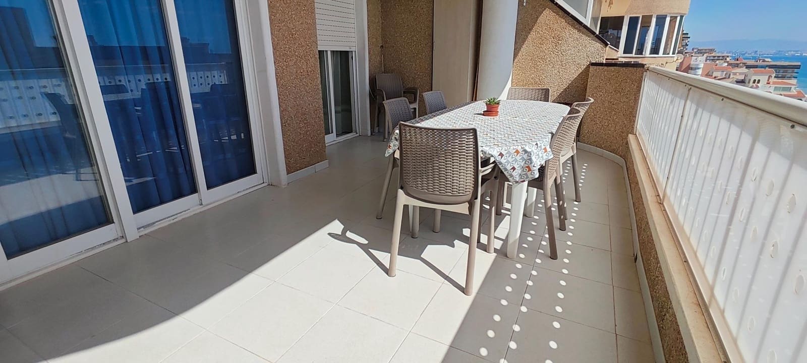3 sovrum Lägenhet till salu i Arenales del Sol med garage - 447 000 € (Ref: 9911084)