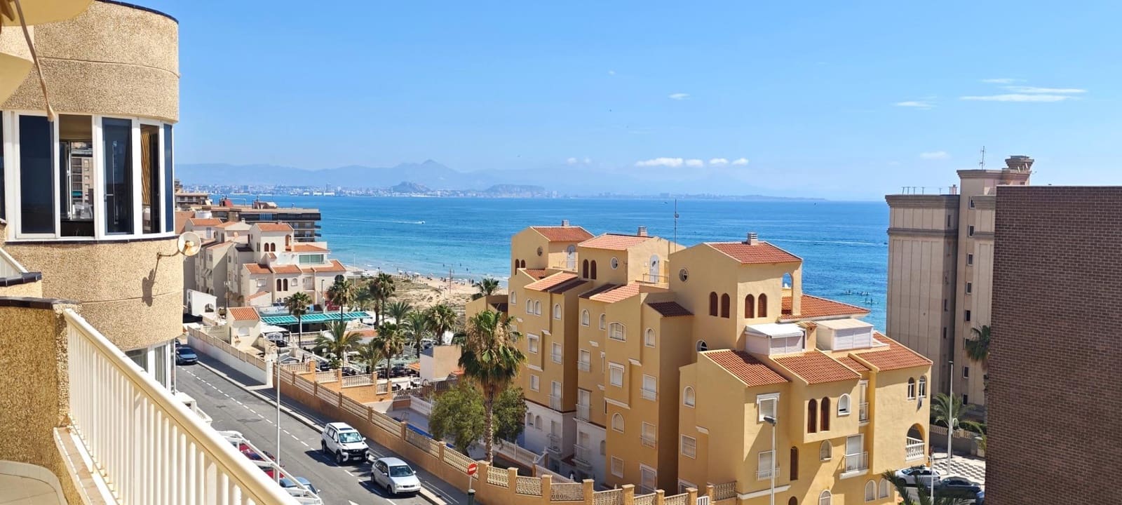 3 sovrum Lägenhet till salu i Arenales del Sol med garage - 447 000 € (Ref: 9911084)