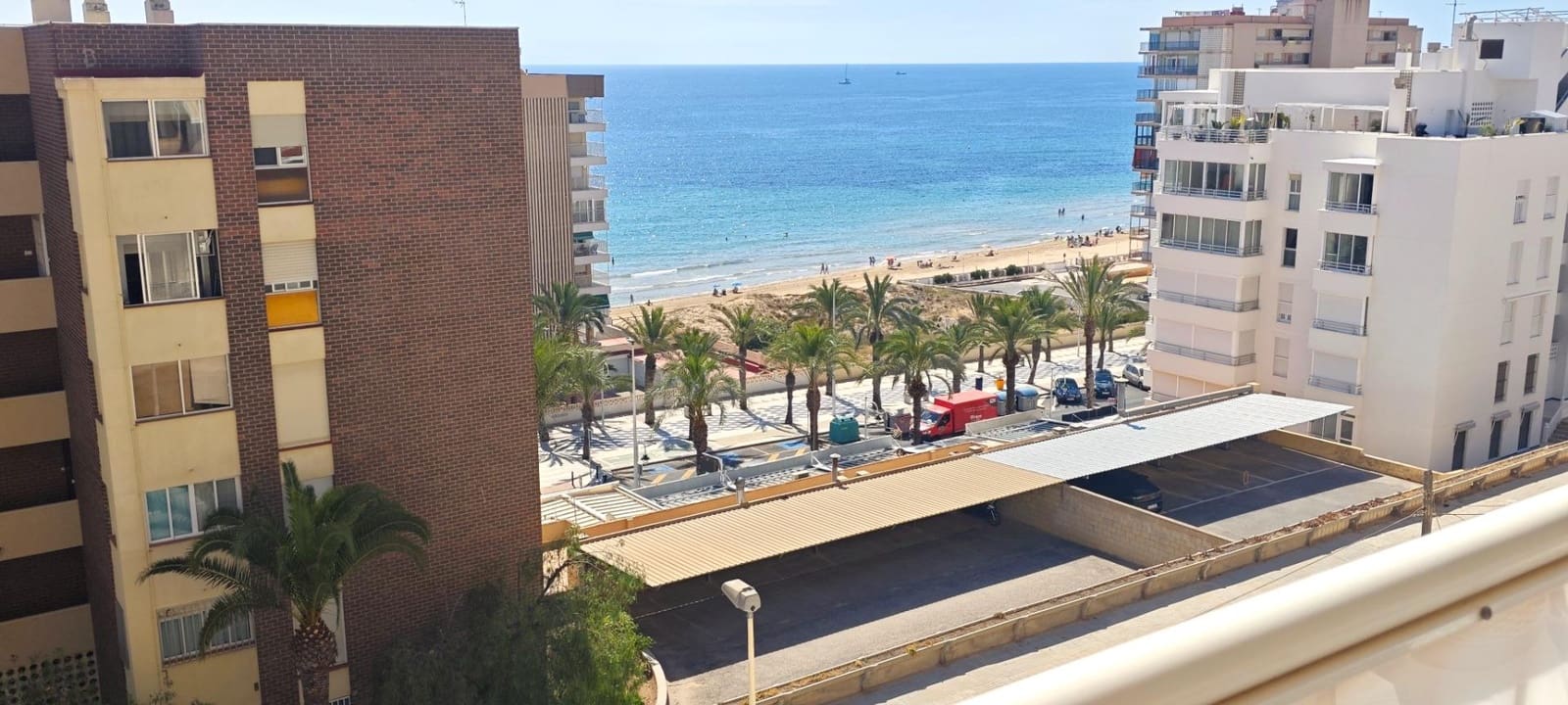 3 sovrum Lägenhet till salu i Arenales del Sol med garage - 447 000 € (Ref: 9911084)
