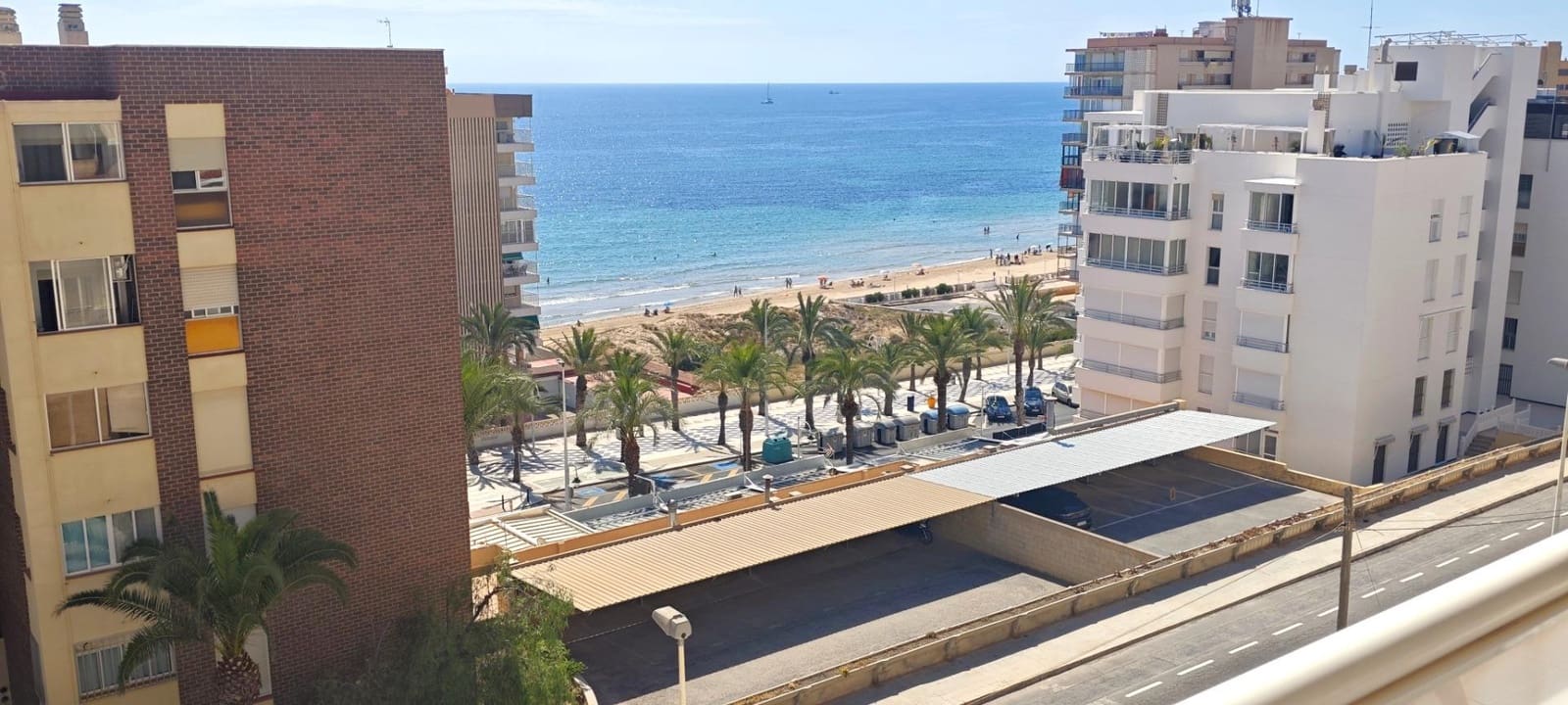 3 sovrum Lägenhet till salu i Arenales del Sol med garage - 447 000 € (Ref: 9911084)