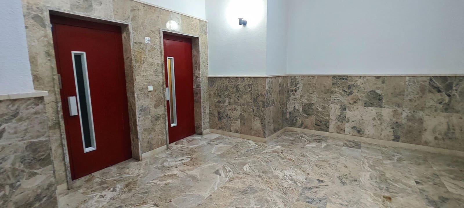 3 sovrum Lägenhet till salu i Arenales del Sol med garage - 447 000 € (Ref: 9911084)