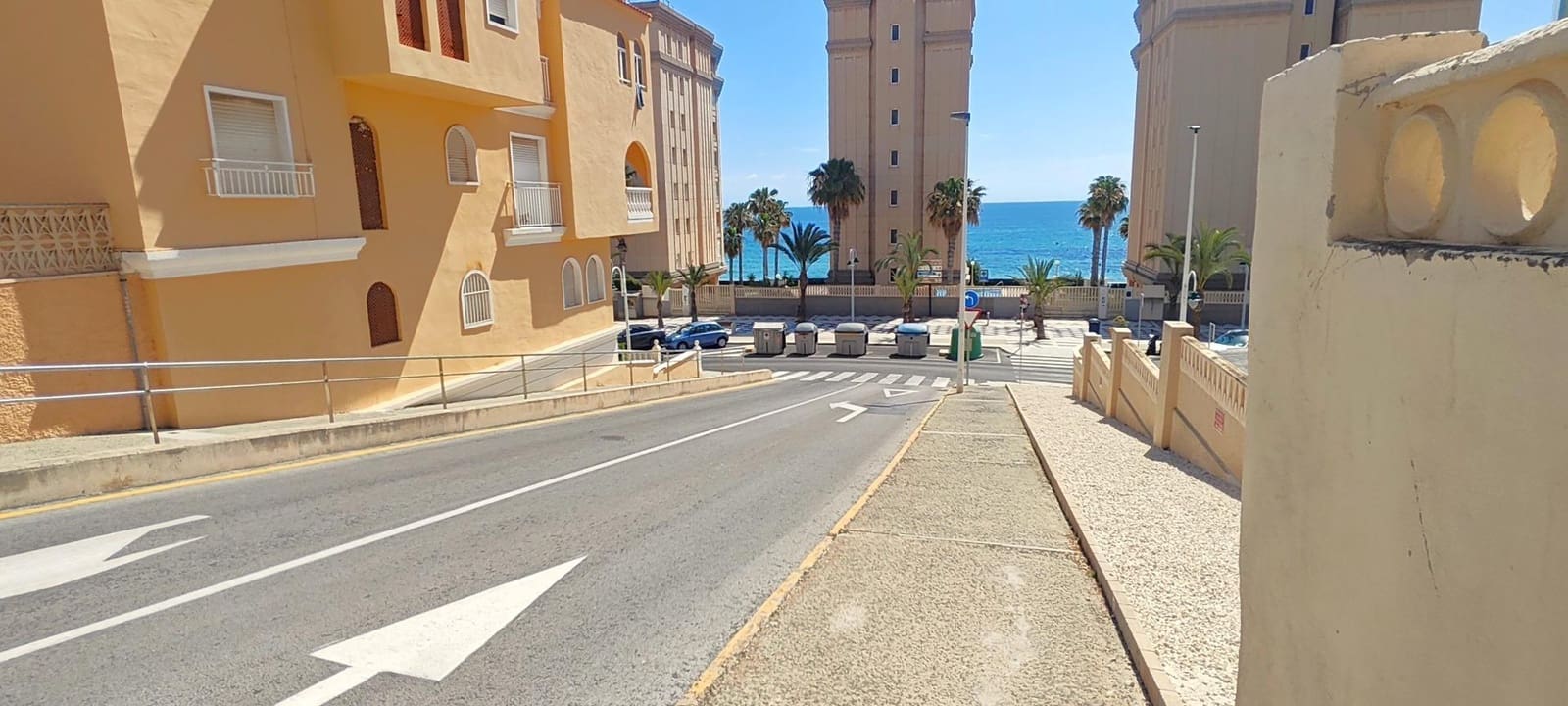 3 sovrum Lägenhet till salu i Arenales del Sol med garage - 447 000 € (Ref: 9911084)